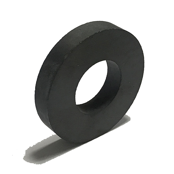 Circular ferrite magnet