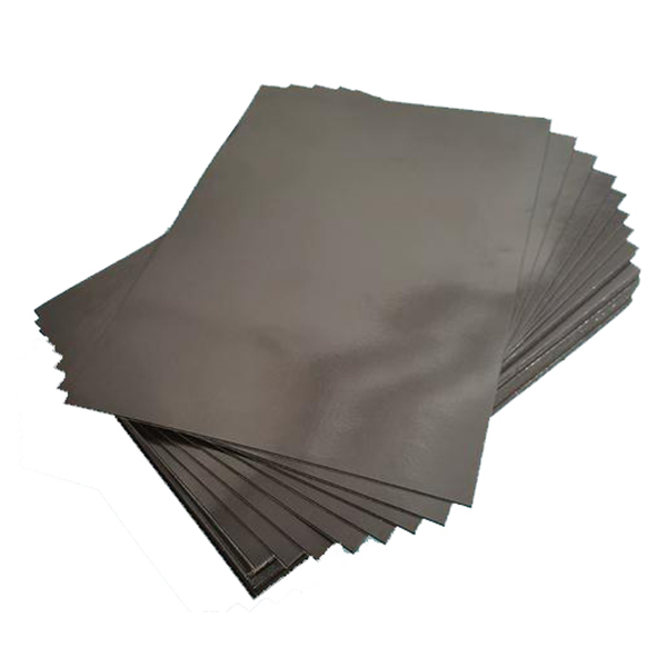 Sheet rubber magnet