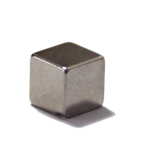 Cubic neodymium iron boron magnet